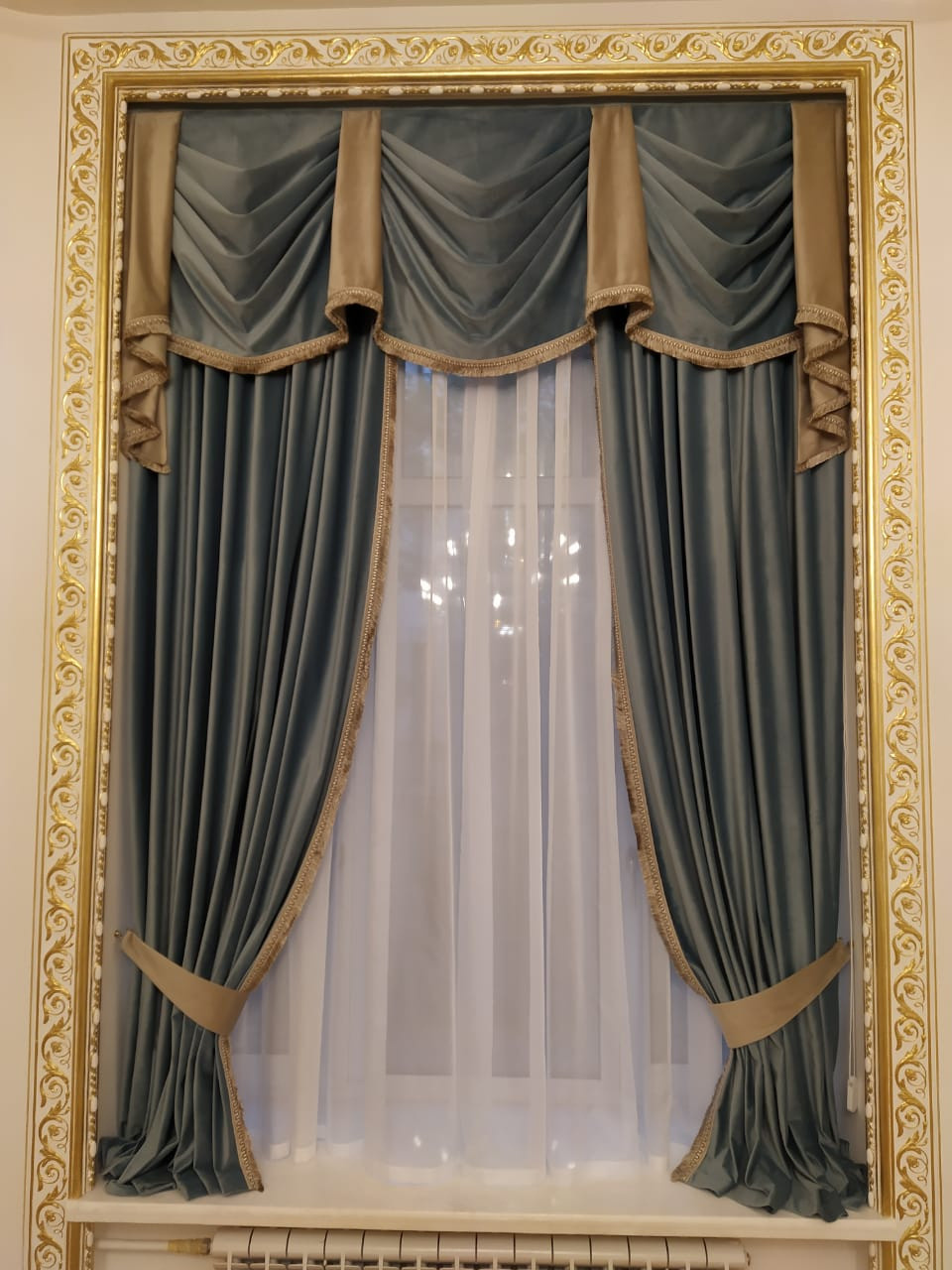 Наш салон штор "Axa inspiration".Авторские игрушки и подушки. Примеры работ.