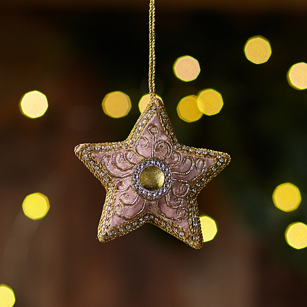Новогоднее украшение "Розовая звезда"
