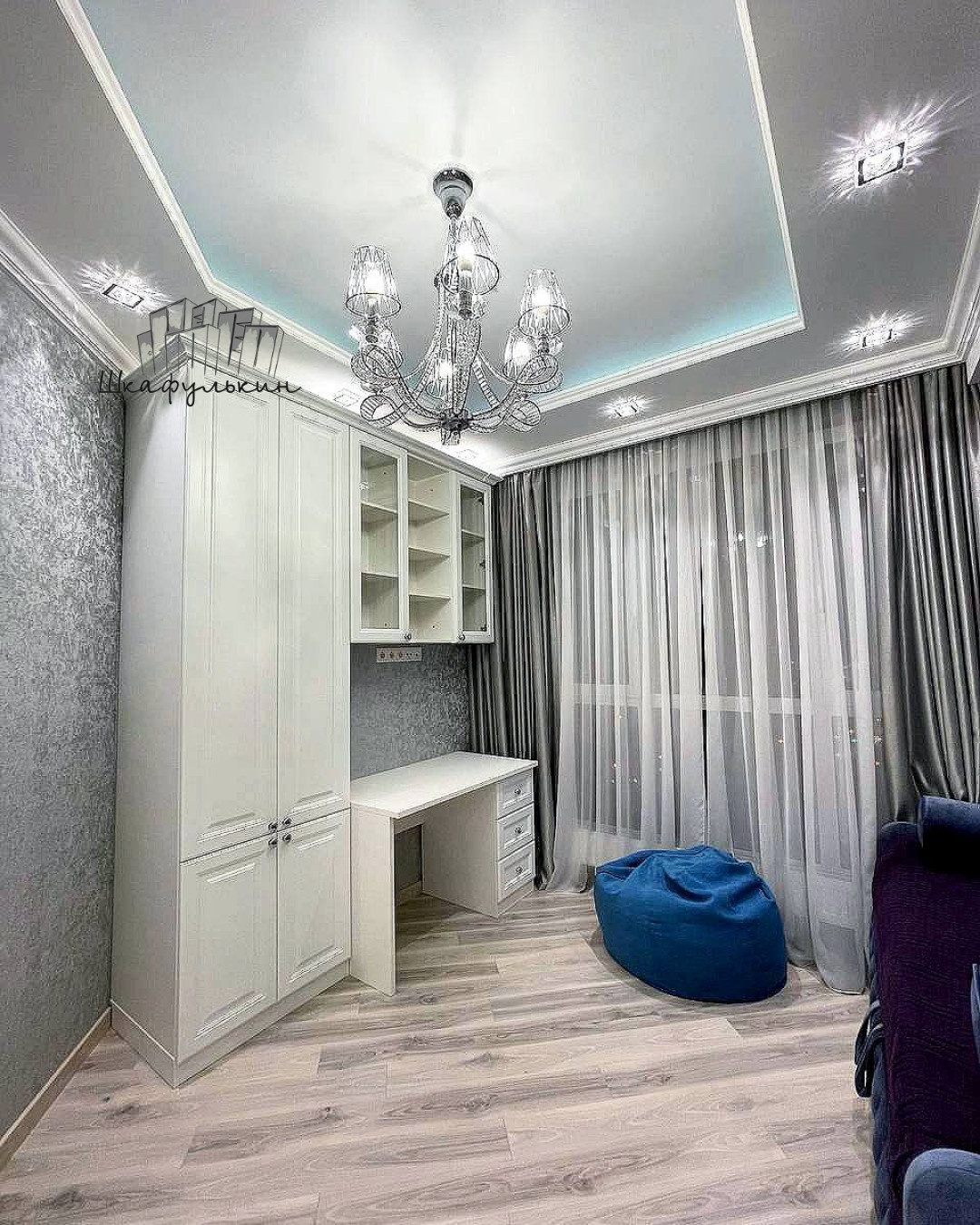 Меблировка спальни с рабочей зоной