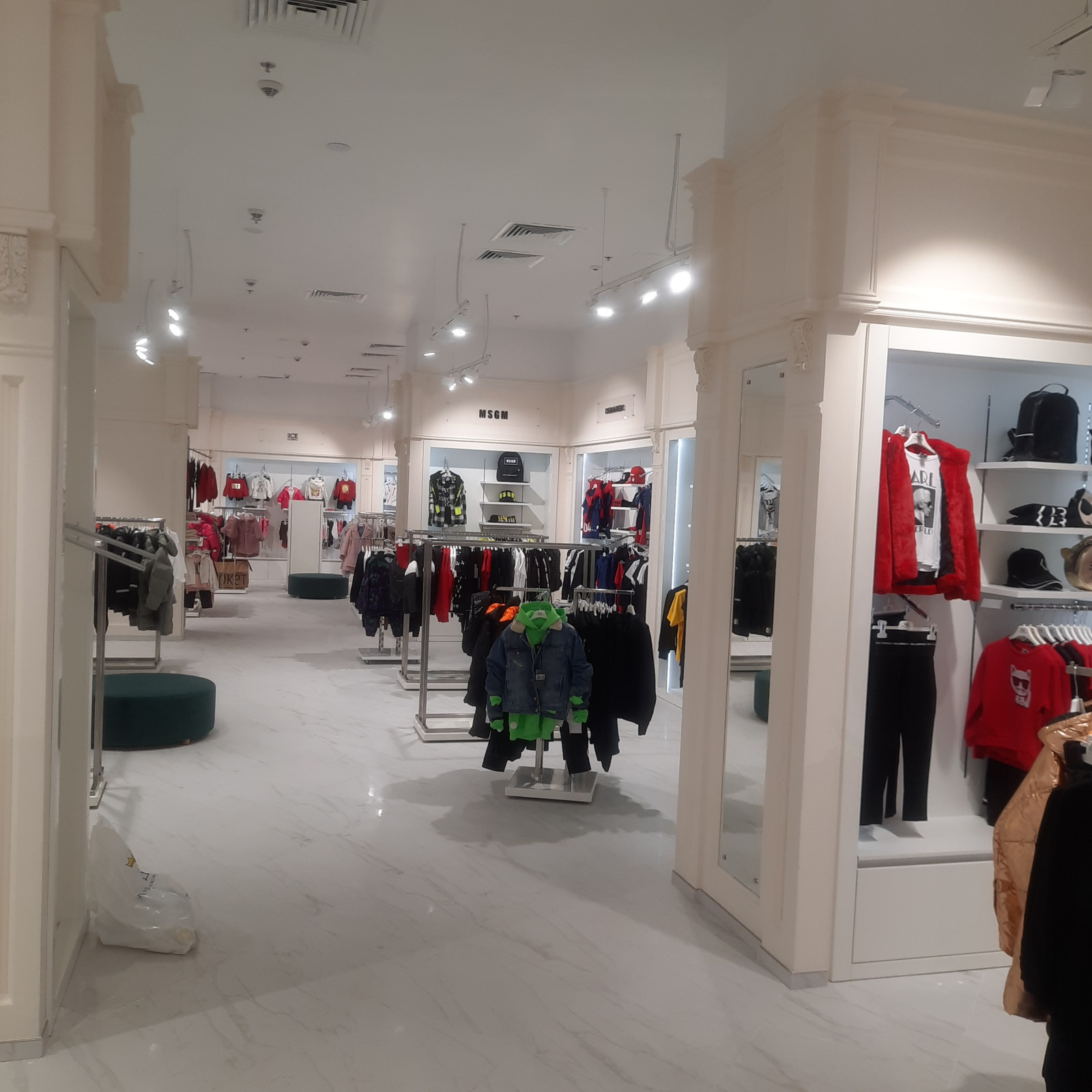 Магазин одежды в г.Москва