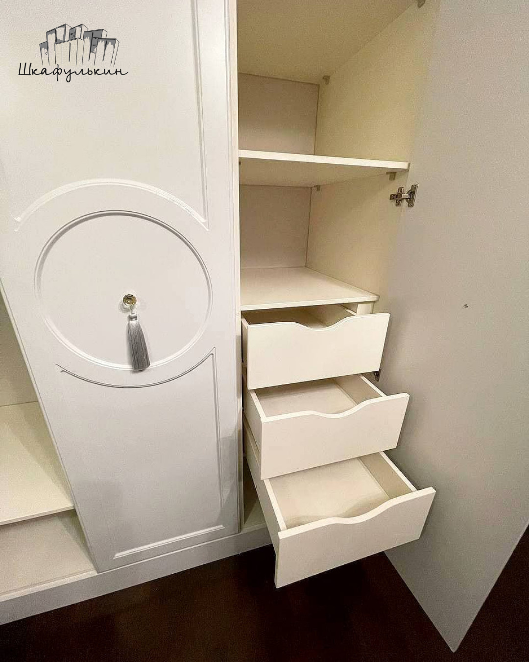 Обложка проекта: Встроенный шкаф "Беатрис" в спальню