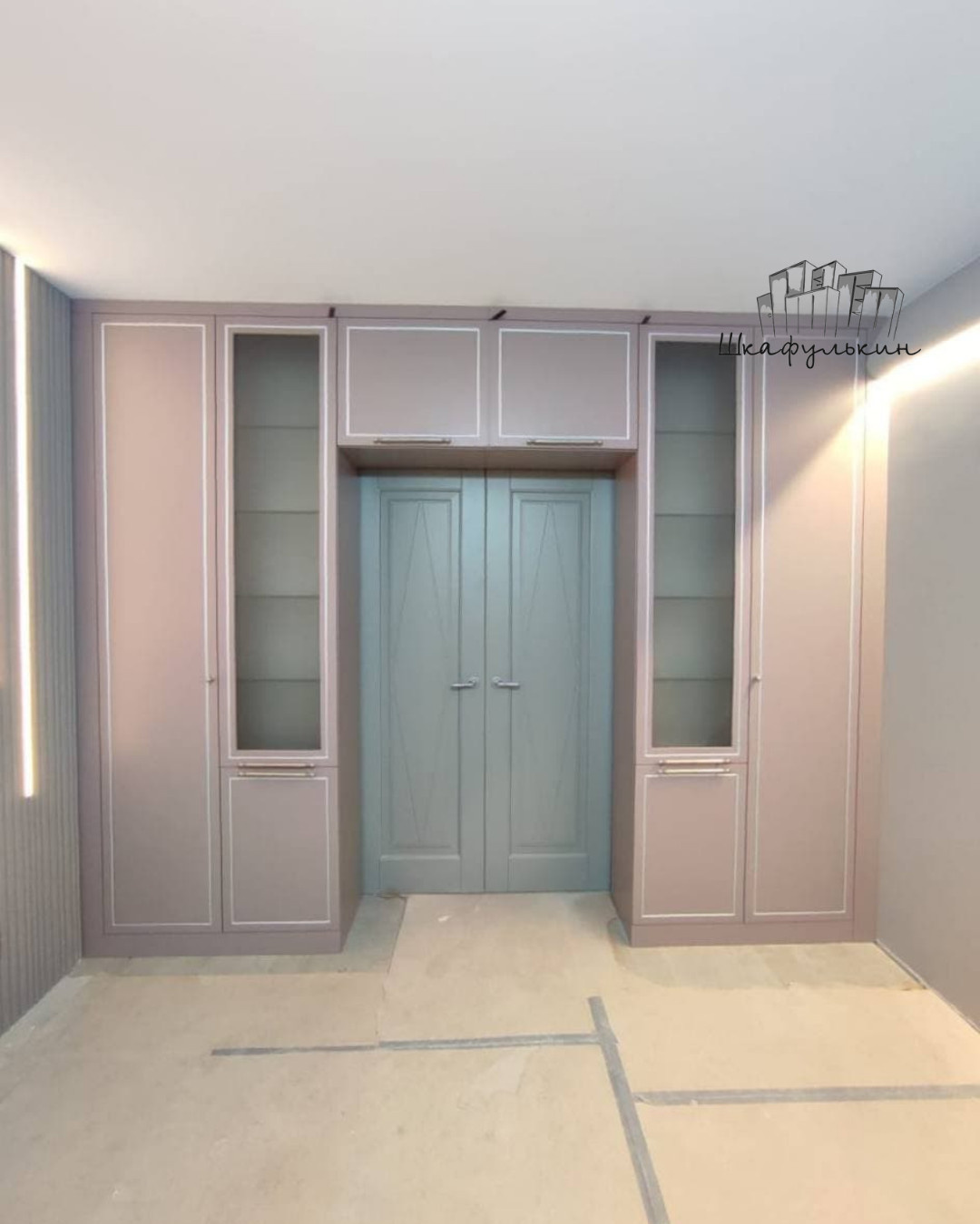 Меблировка квартиры и стенка с подсветкой