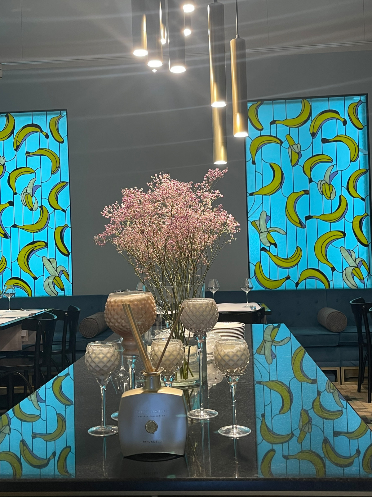 Декор ресторана Чарли