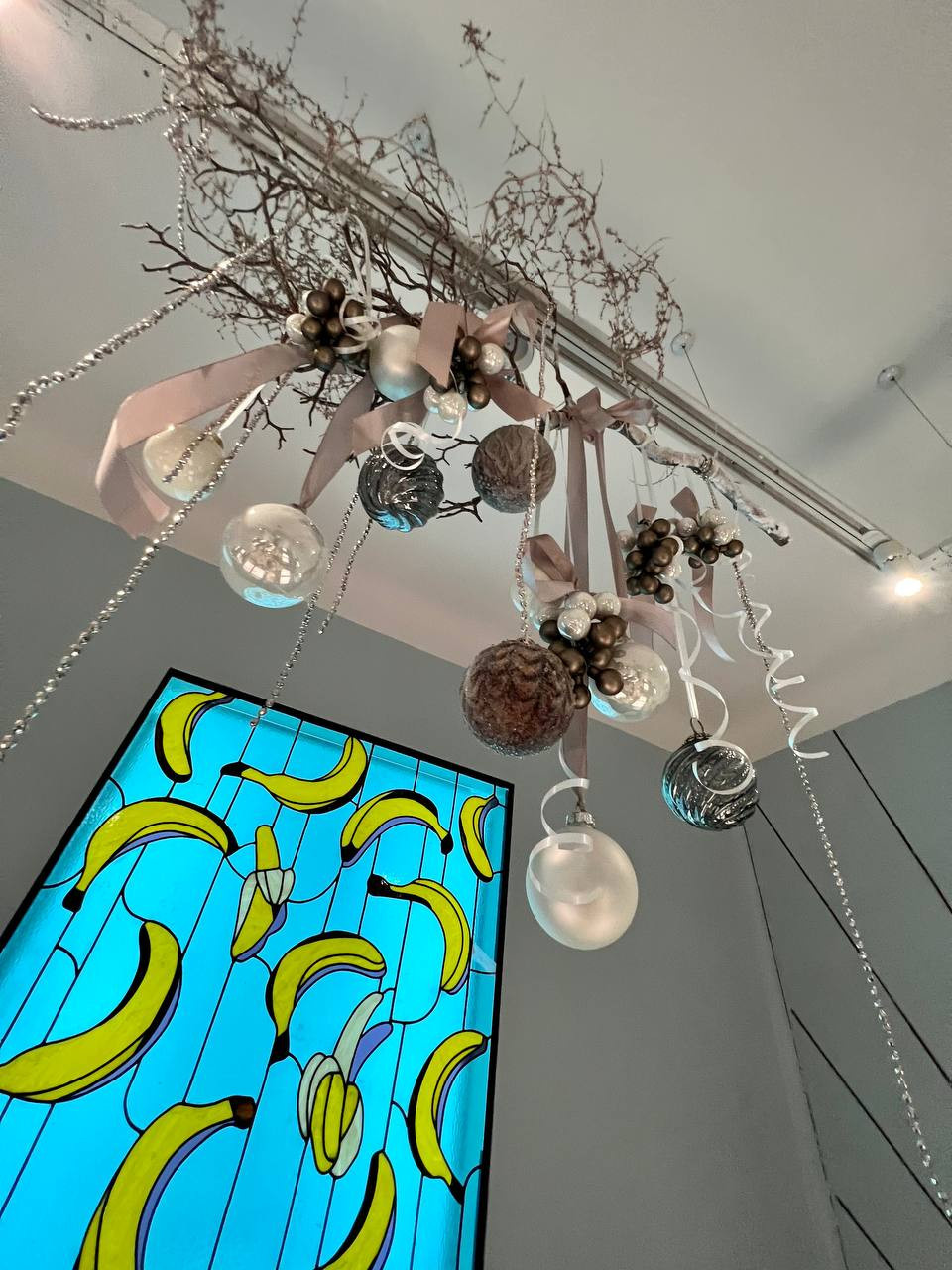 Обложка проекта: Декор ресторана Чарли