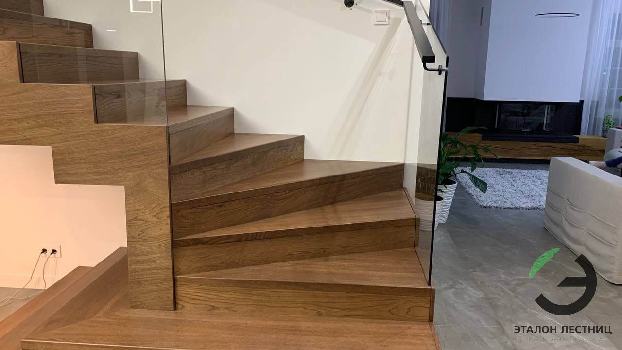 Лестница на металлическом каркасе, проект № 921