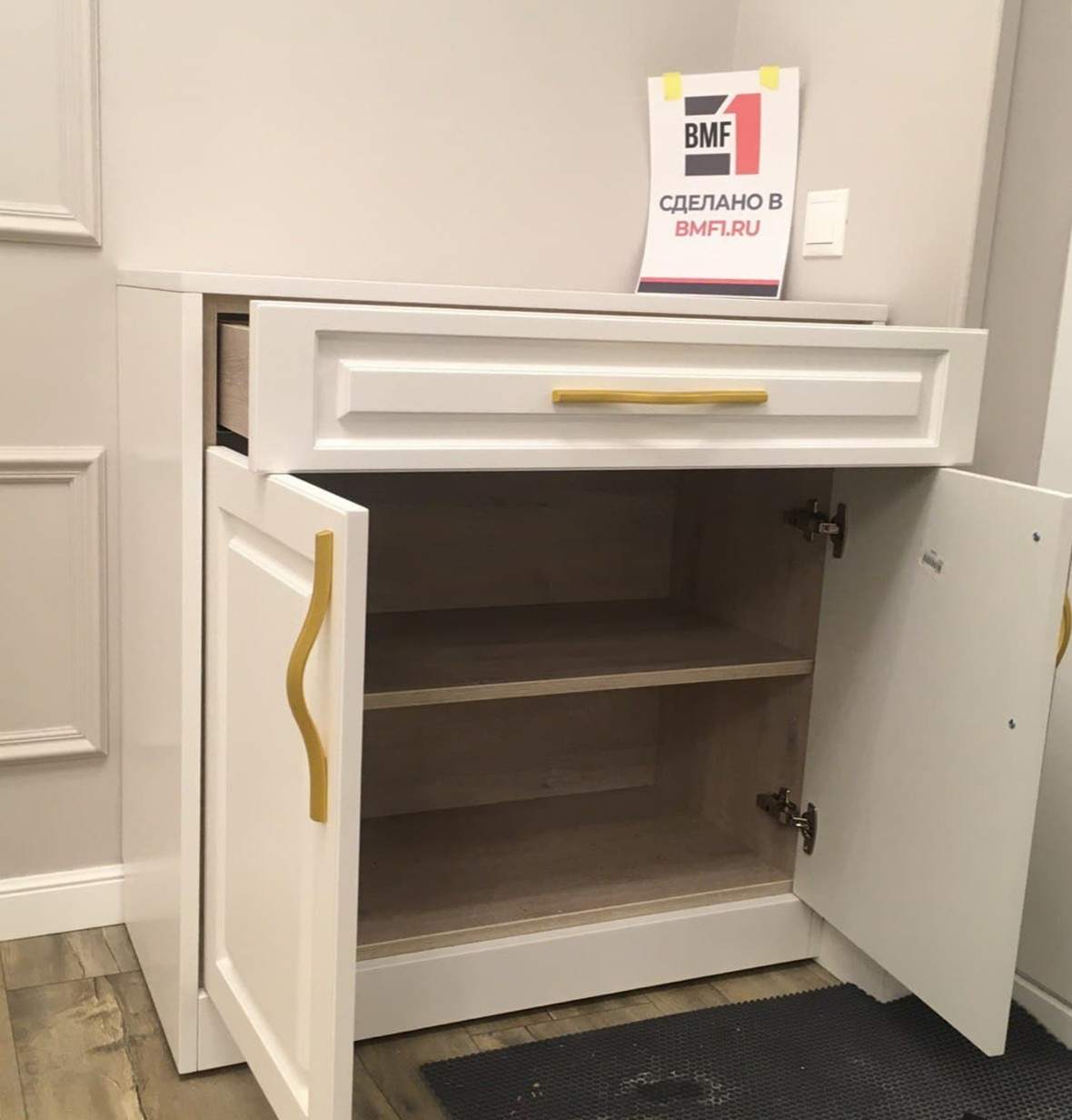 Комплект в стиле неоклассика в МДФ Эмали