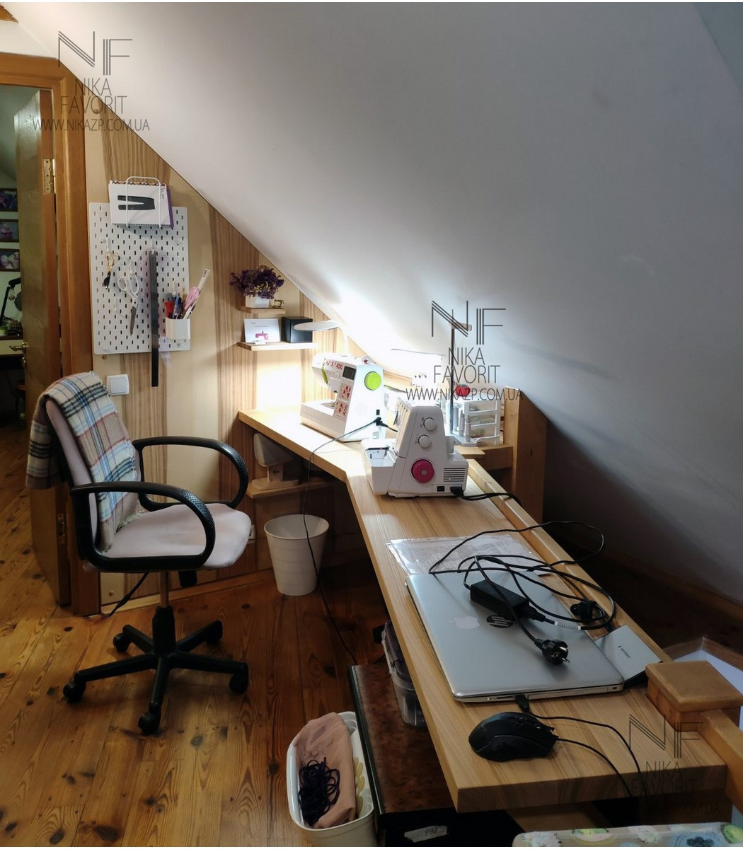 Sewing table | Wooden sewing table