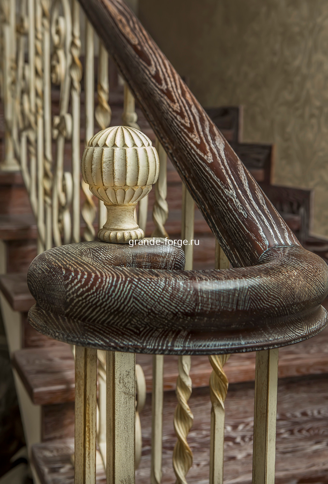 Лестница, кованое ограждение, фабрика Grande forge (Франция), коллекция Традиция