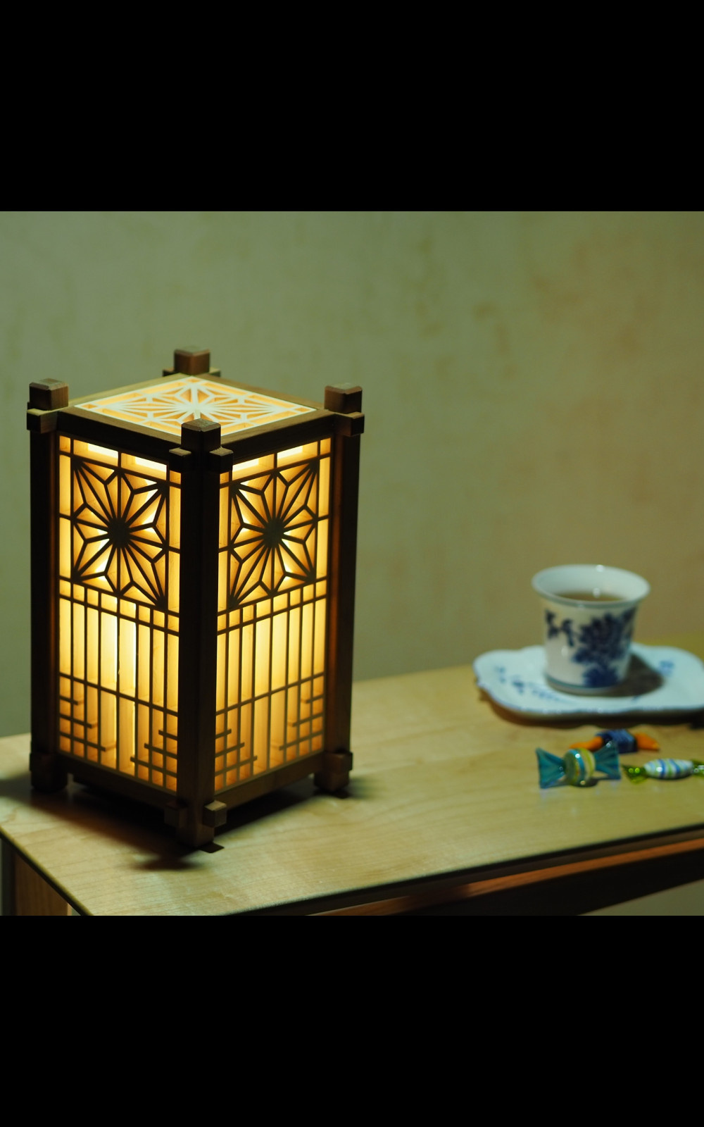 Kumiko table or floor lamp lantern