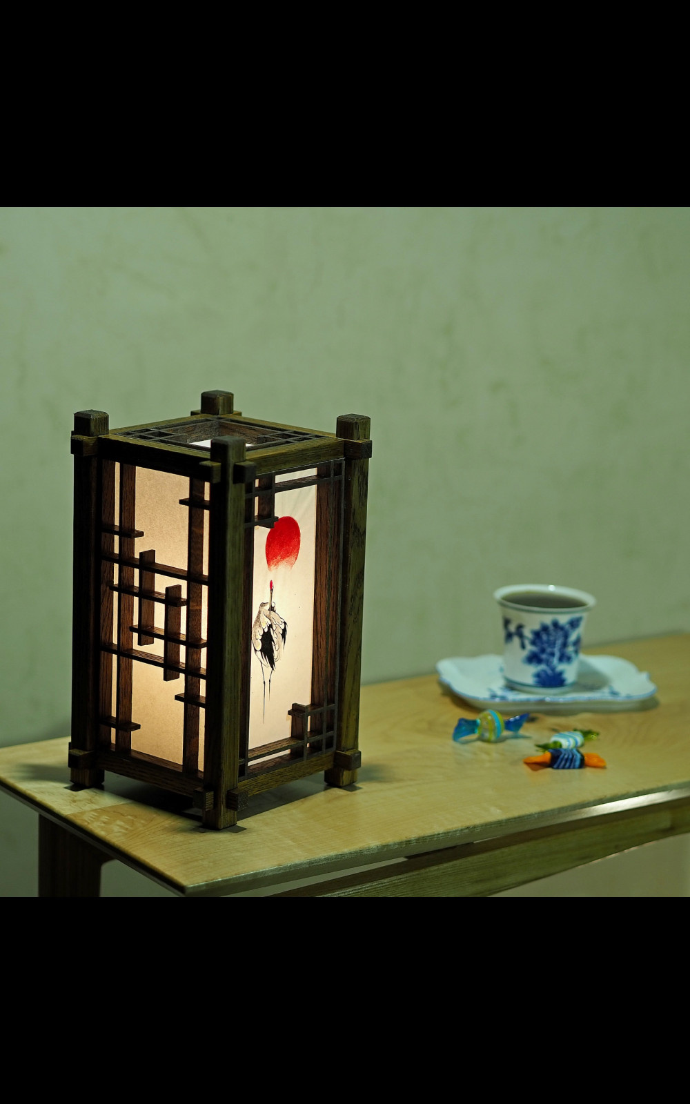Обложка проекта: Japanese wooden table or floor lamp lantern