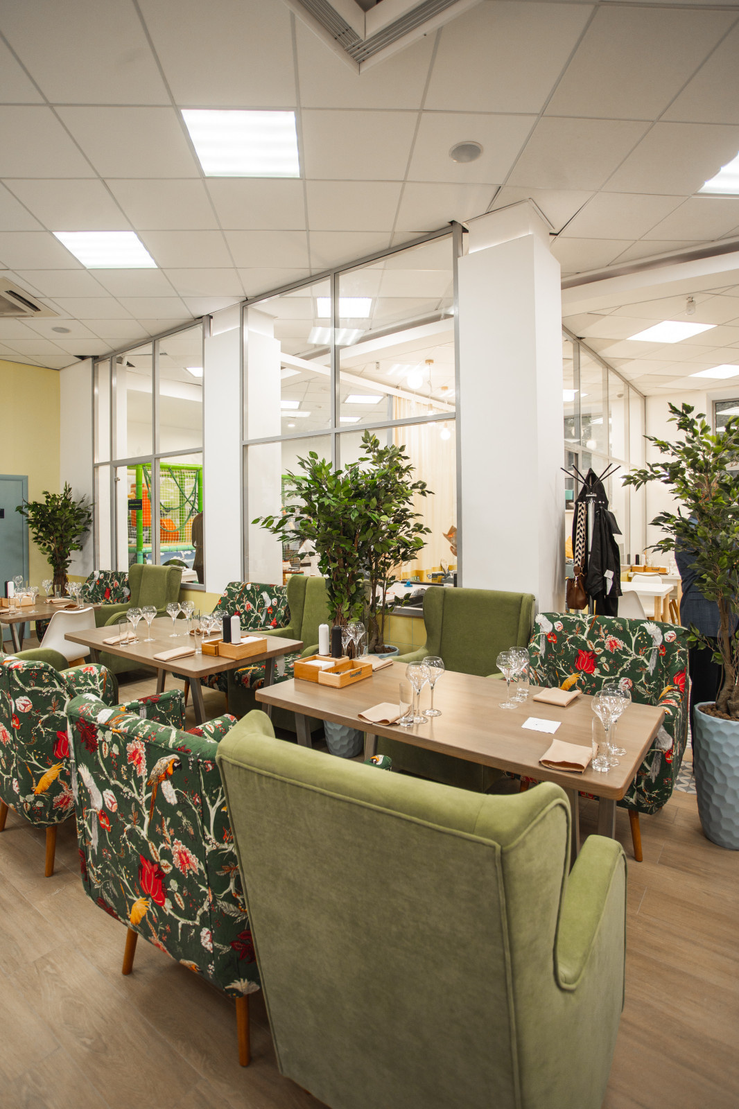 Семейный ресторан "ТмерЛЭНД"