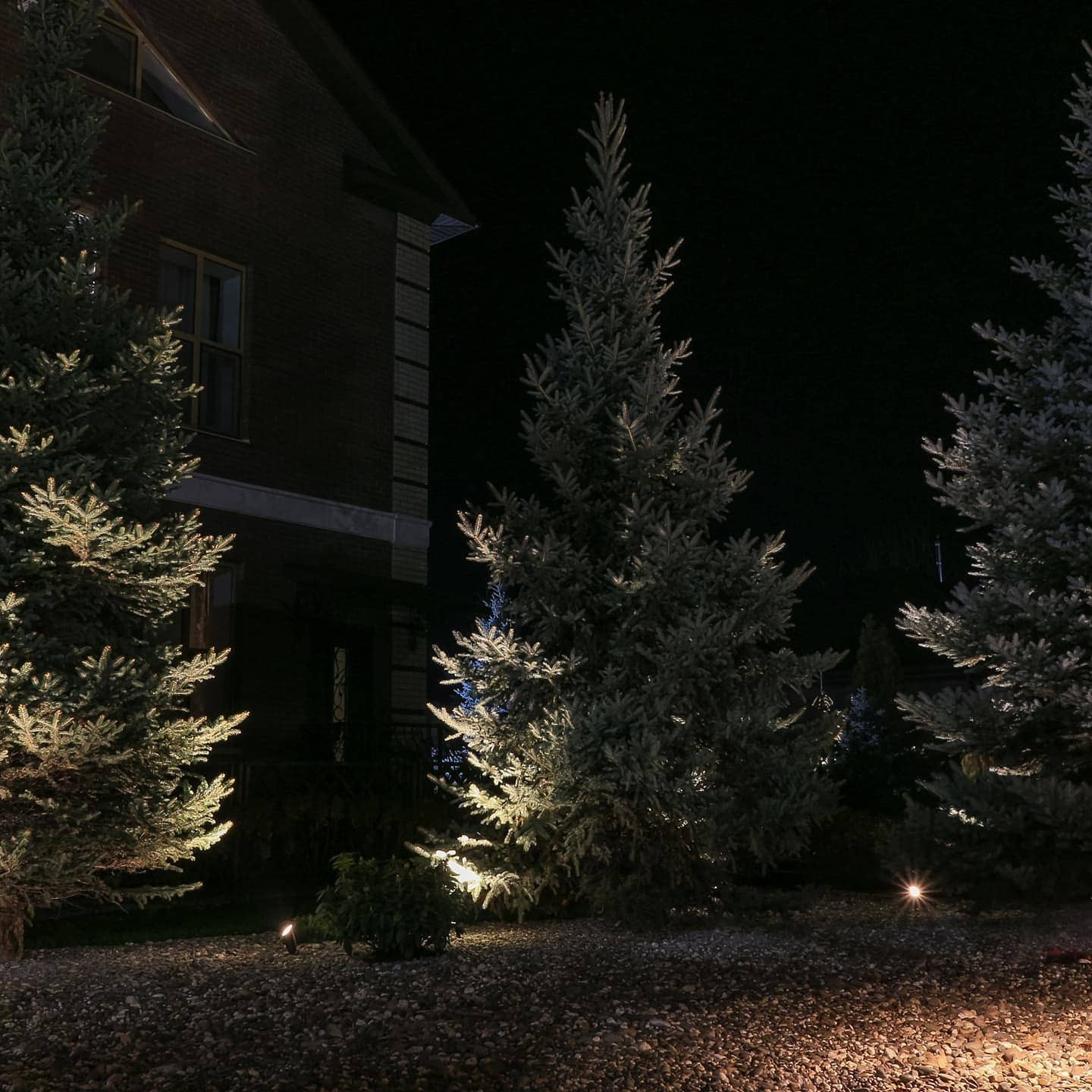 пос. Гранный ландшафтное освещение