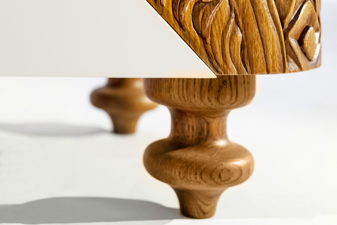 Мебель в русском стиле