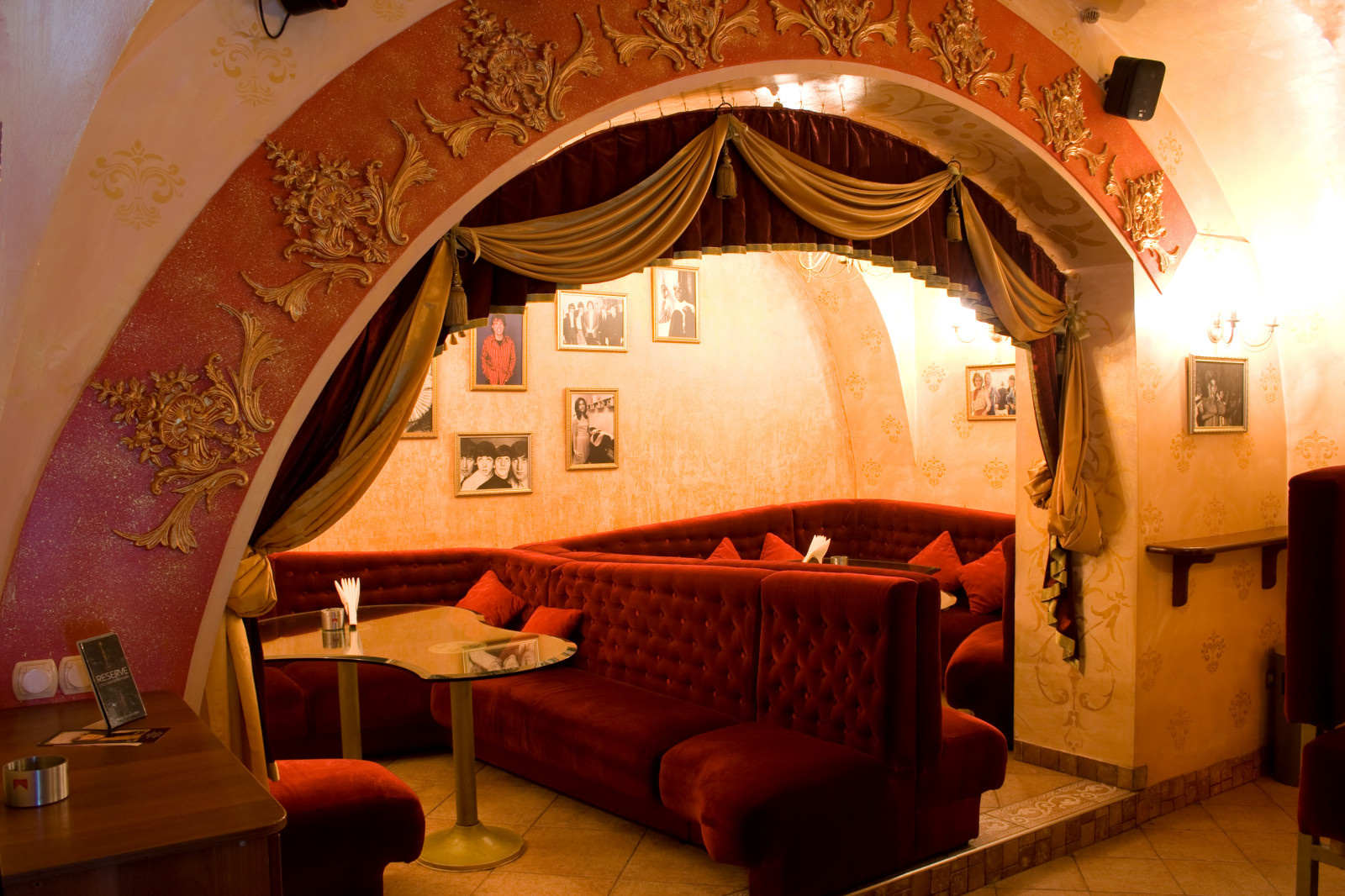 декорирование ночного клуба "Претория"