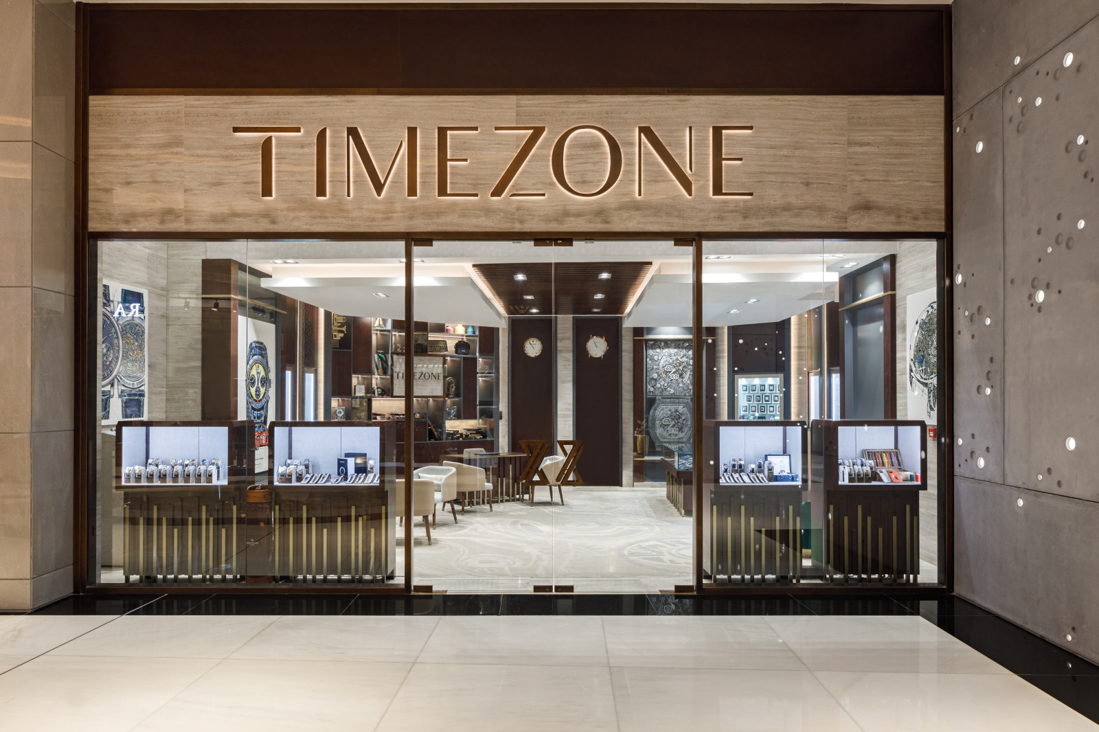 Time zone watch store in Dubai.