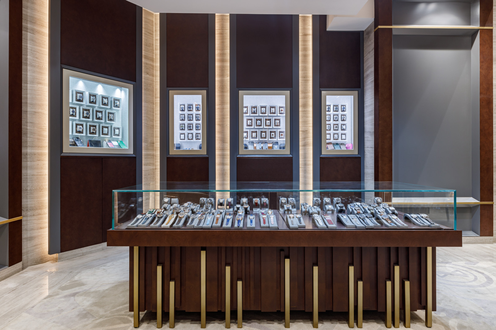 Time zone watch store in Dubai.