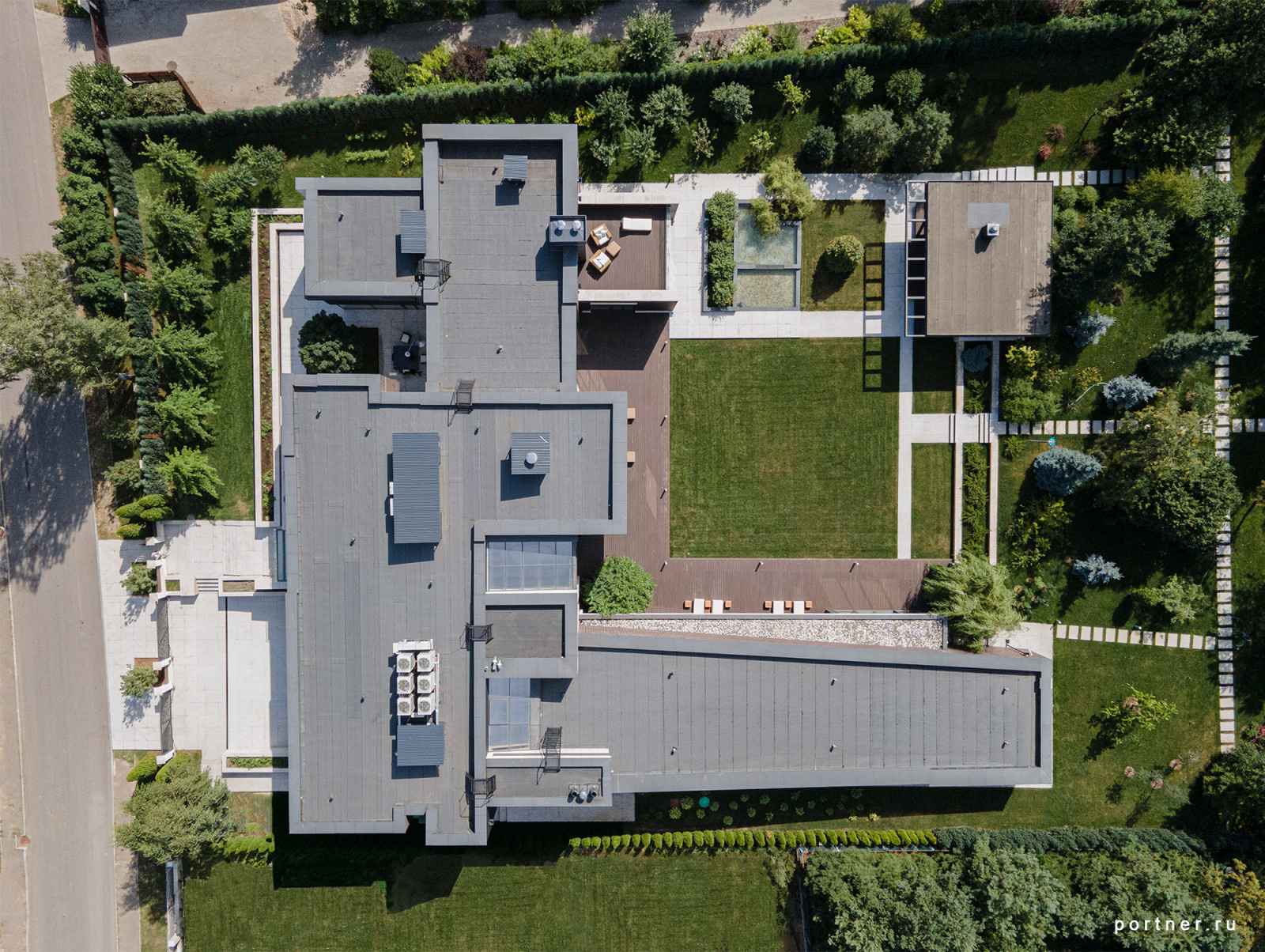 Резиденция CI1000