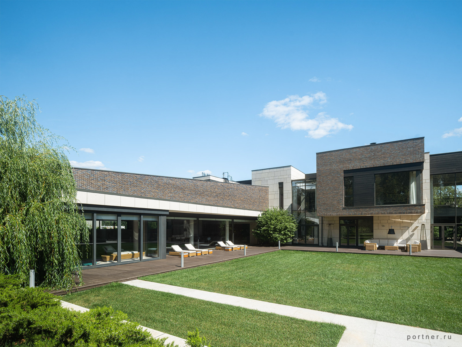 Резиденция CI1000