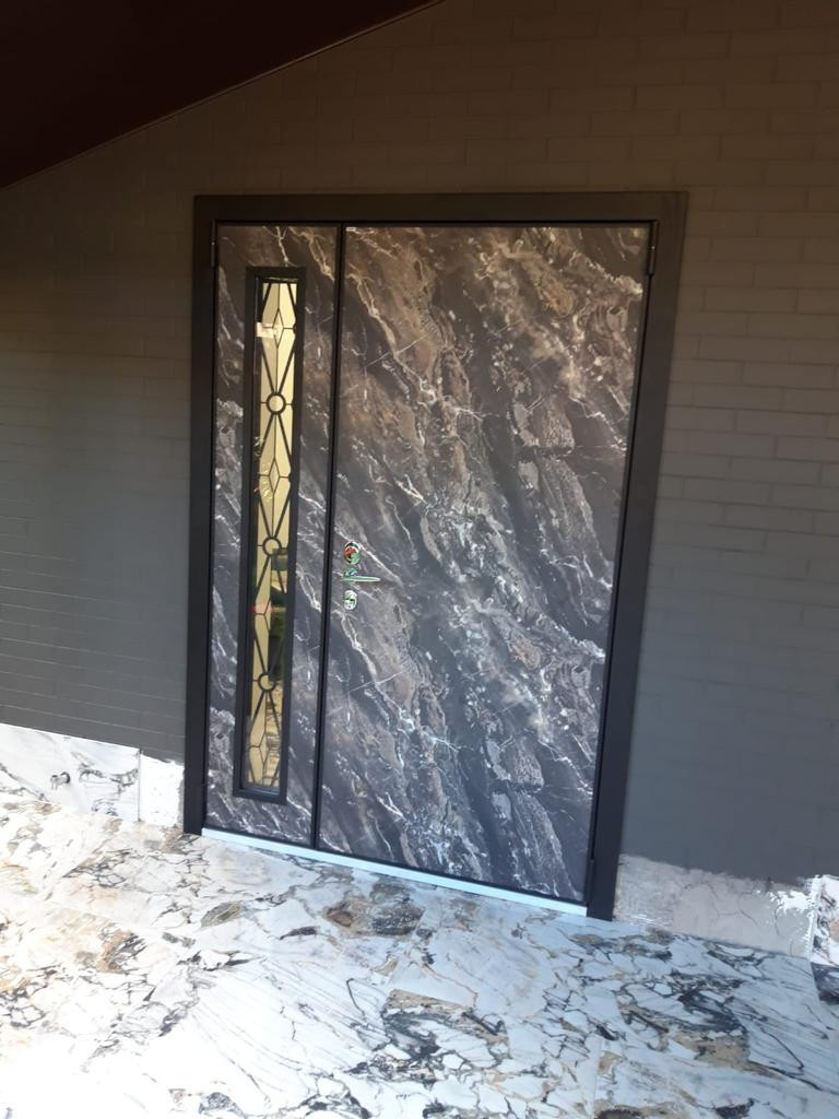 Входные двери для частного дома, коттеджа, таунхауса, дачи