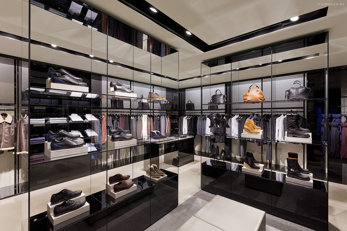 Магазин Emporio Armani