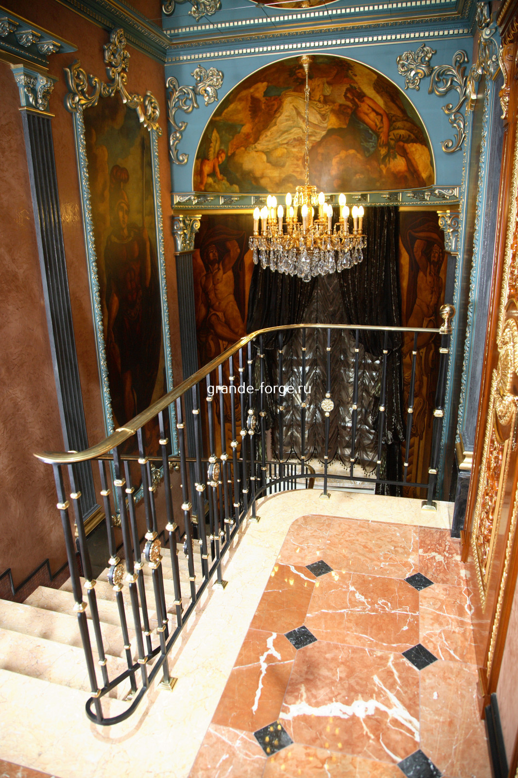 Лестница, стальное кованое ограждение, фабрика Grande forge, коллекция Классик