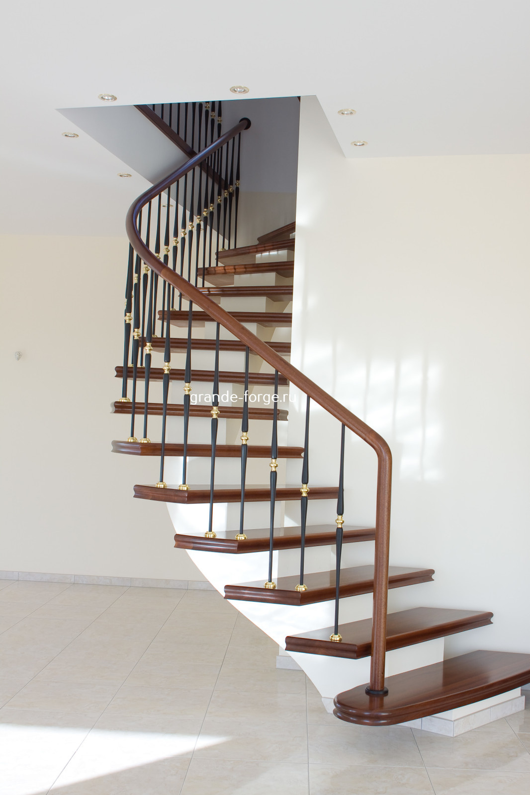 Лестница, стальное ограждение, фабрика Grande forge(Франция), коллекция "Рондо"