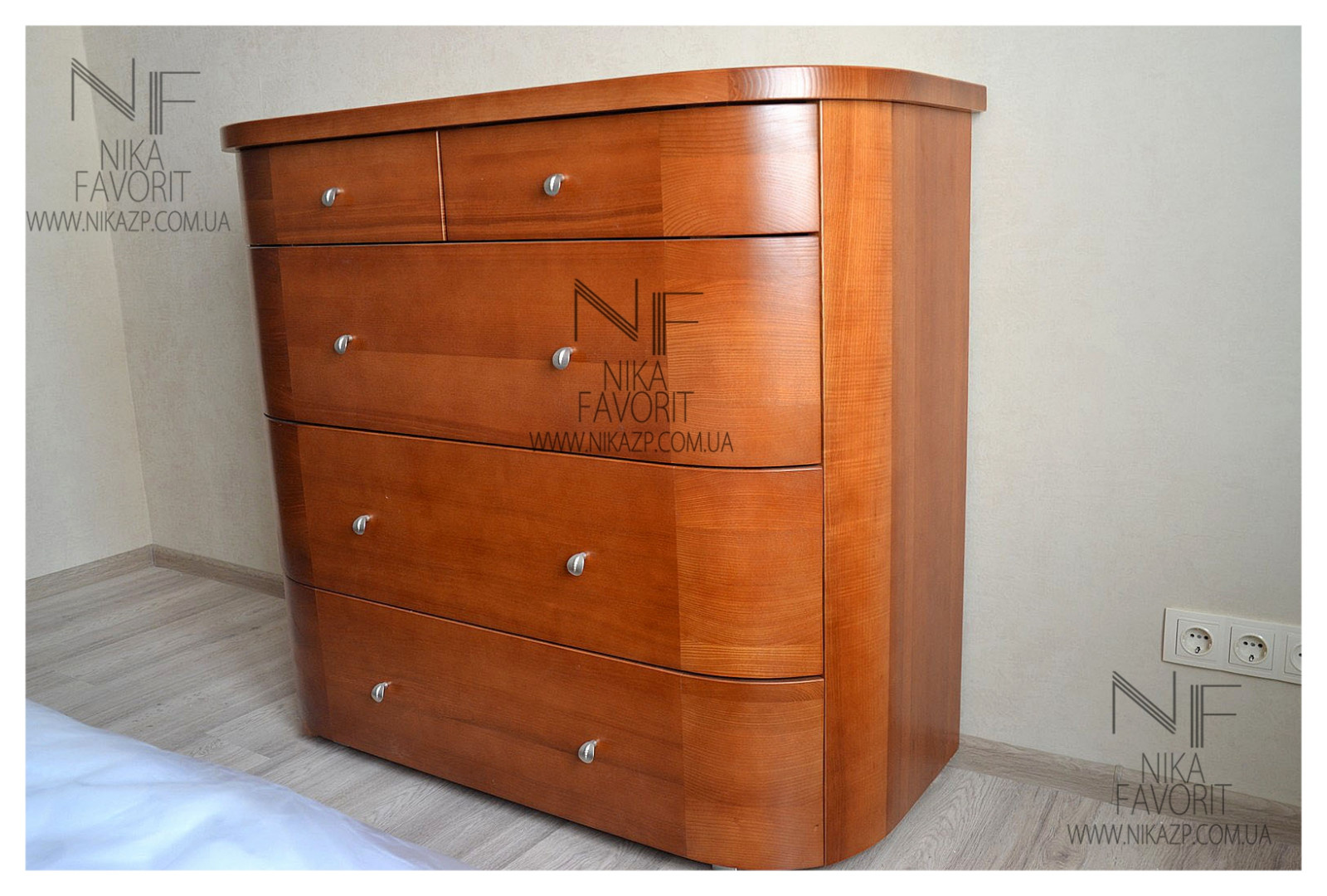 Wooden dresser | Exclusive wooden dresser
