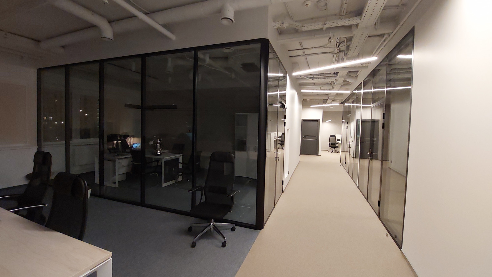 Перегородки Nayada для компании ООО «АМ-интеллектуальные технологи