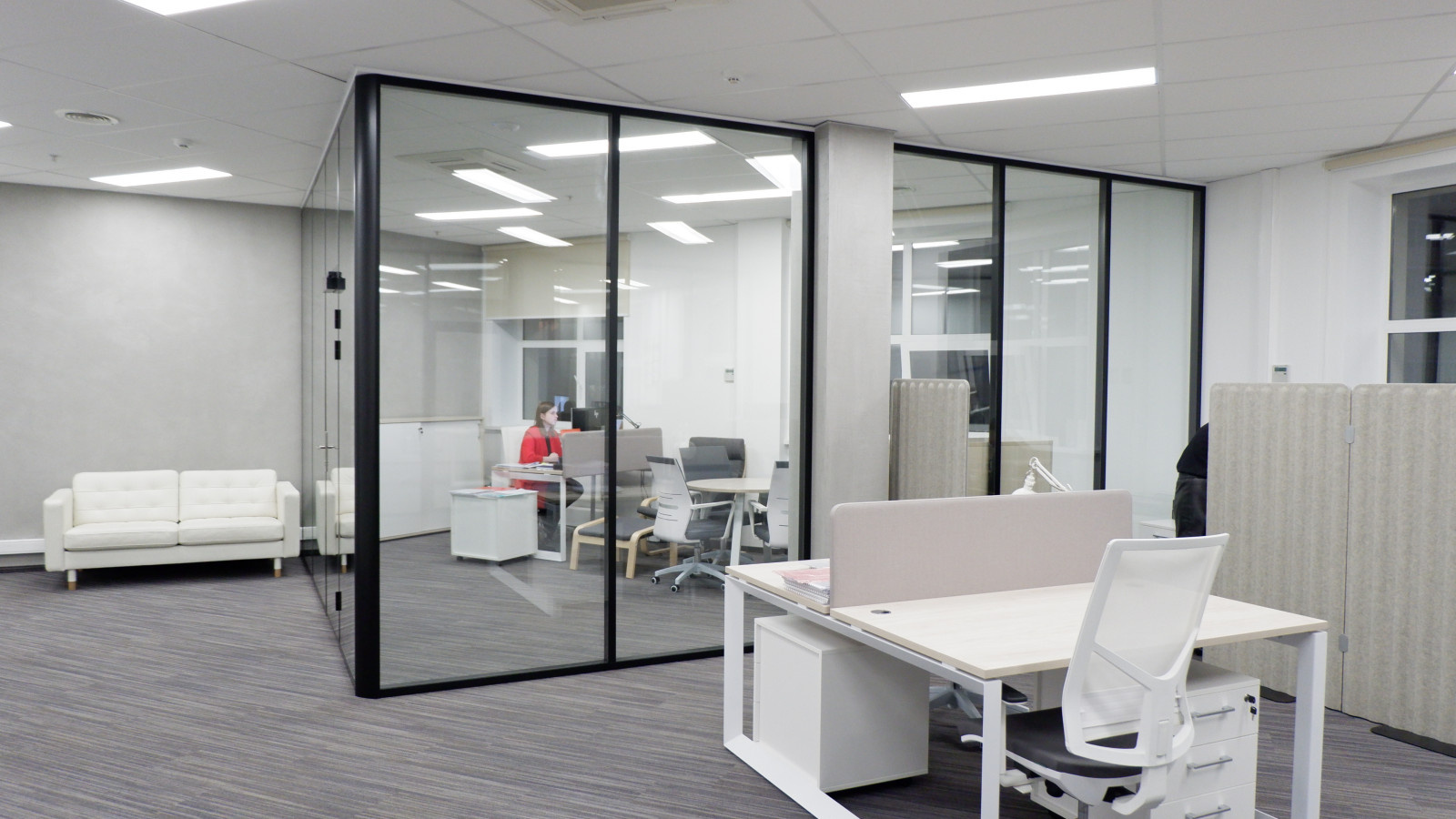 Перегородки Nayada для компании ООО «АМ-интеллектуальные технологи