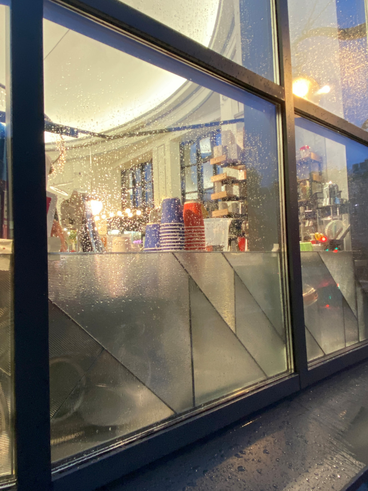 Вывеска кофейни