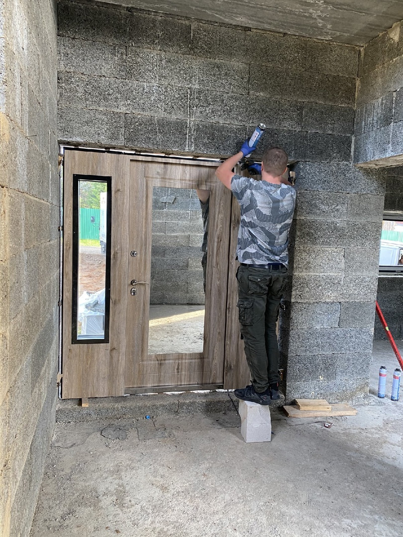 Обложка проекта: Дверь с импостами для загородного дома