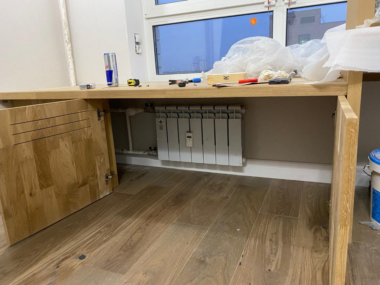 Подоконник-столешница с местом для хранения