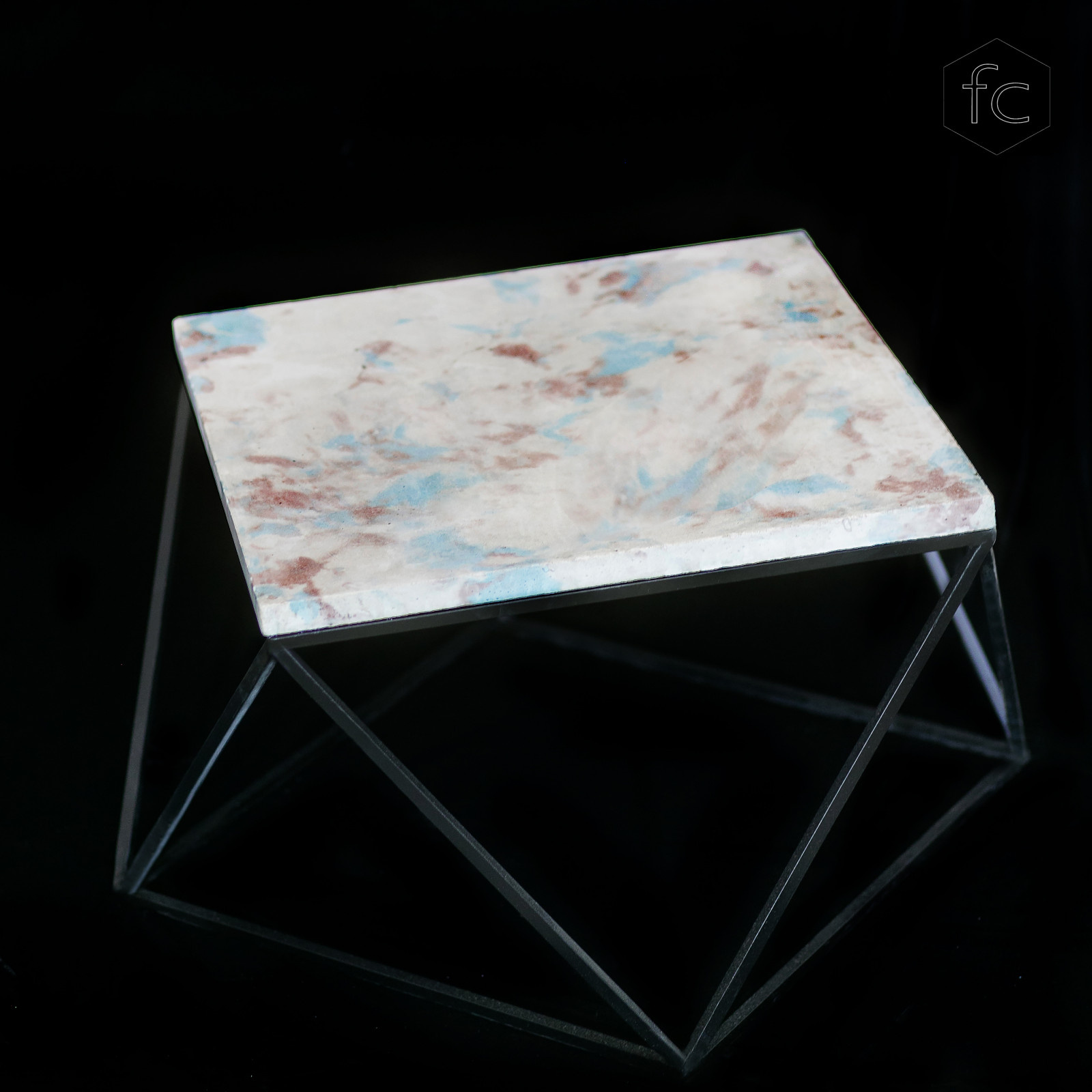 Бетонная мебель