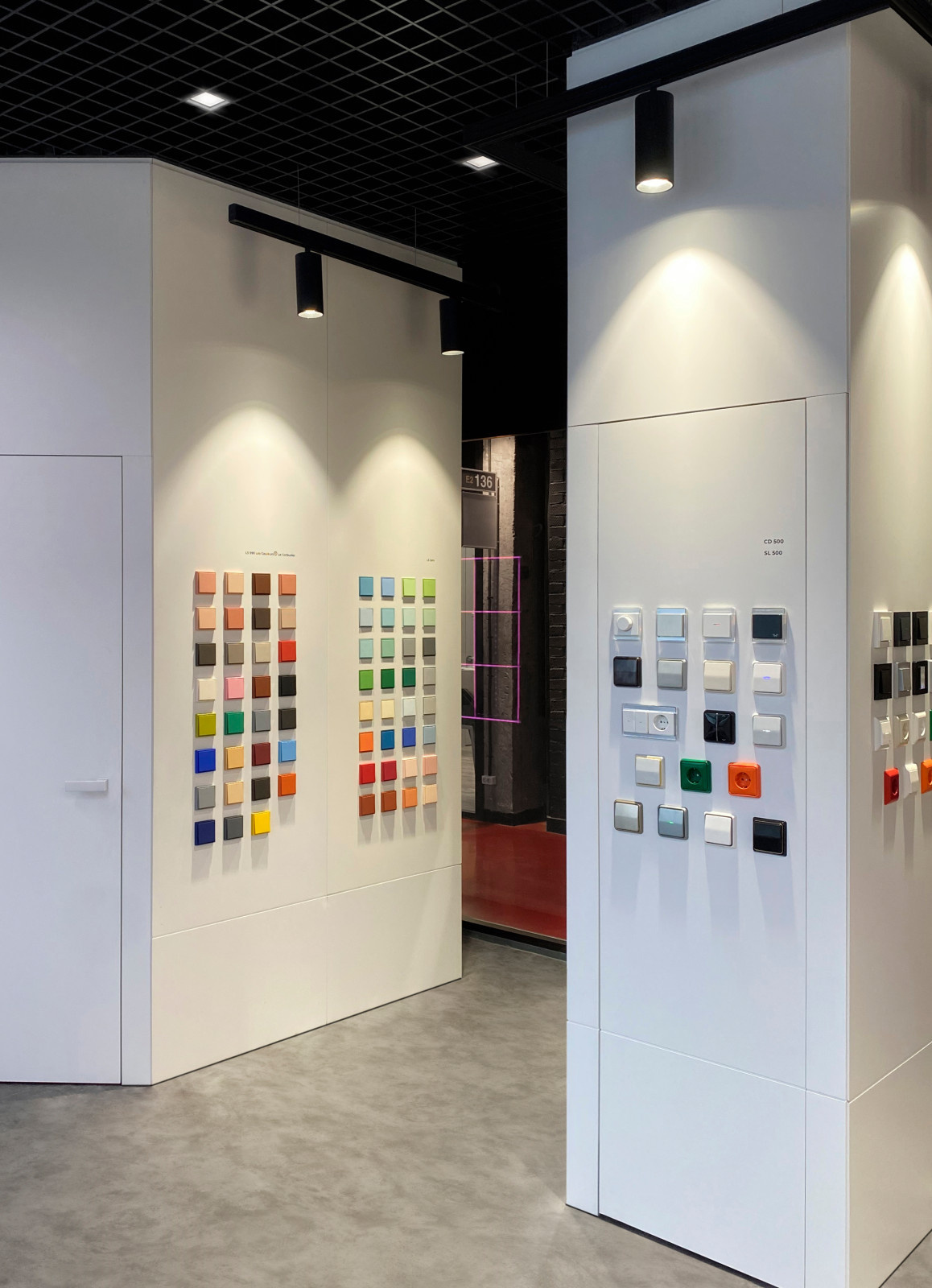 Шоурум компании JUNG в Петербурге (Design district DAA)