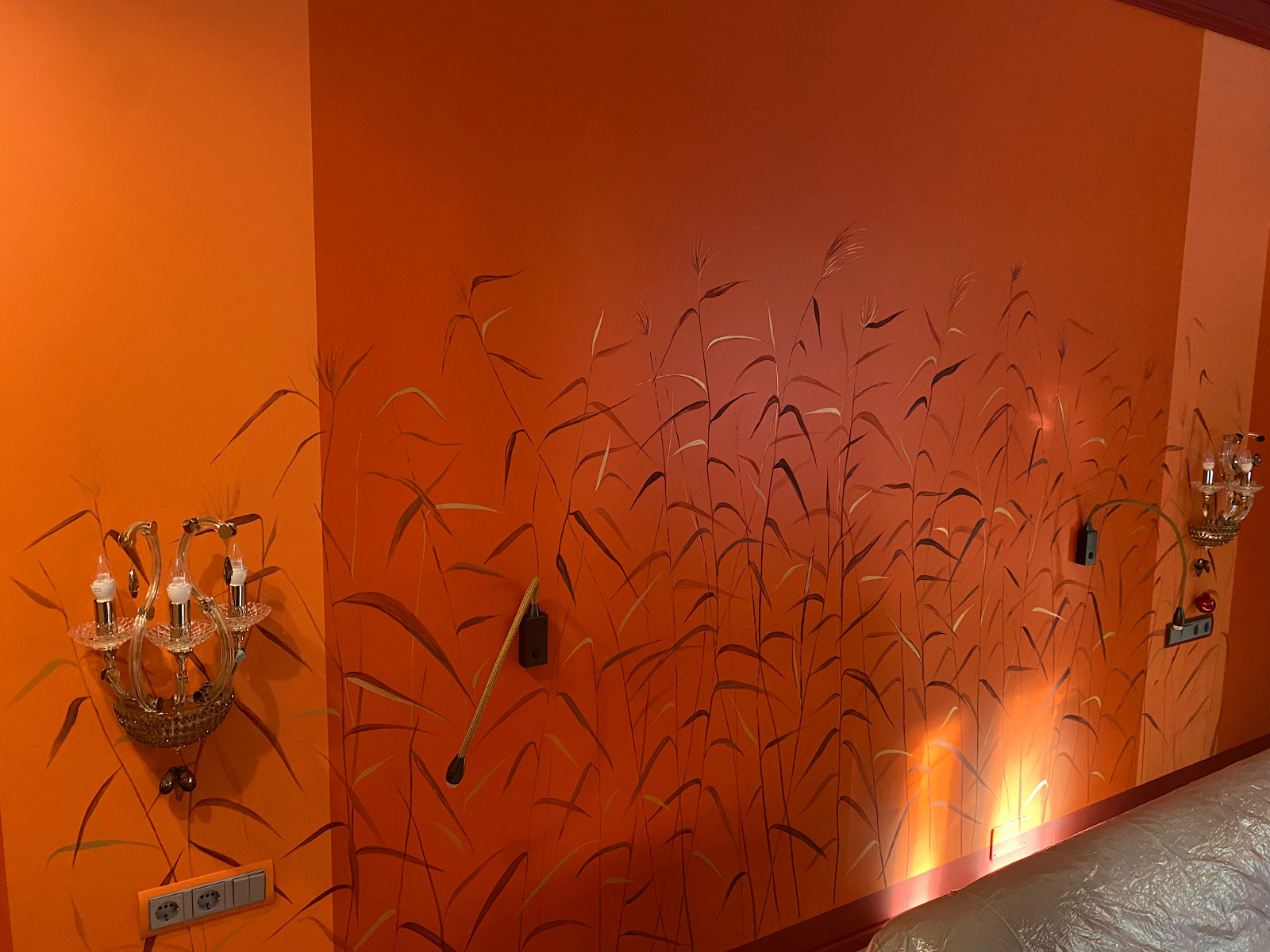 Роспись стен в жилом пространстве