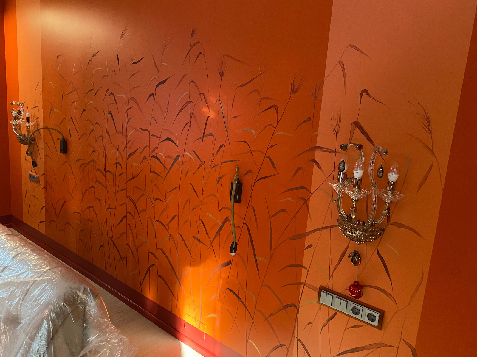 Обложка проекта: Роспись стен в жилом пространстве