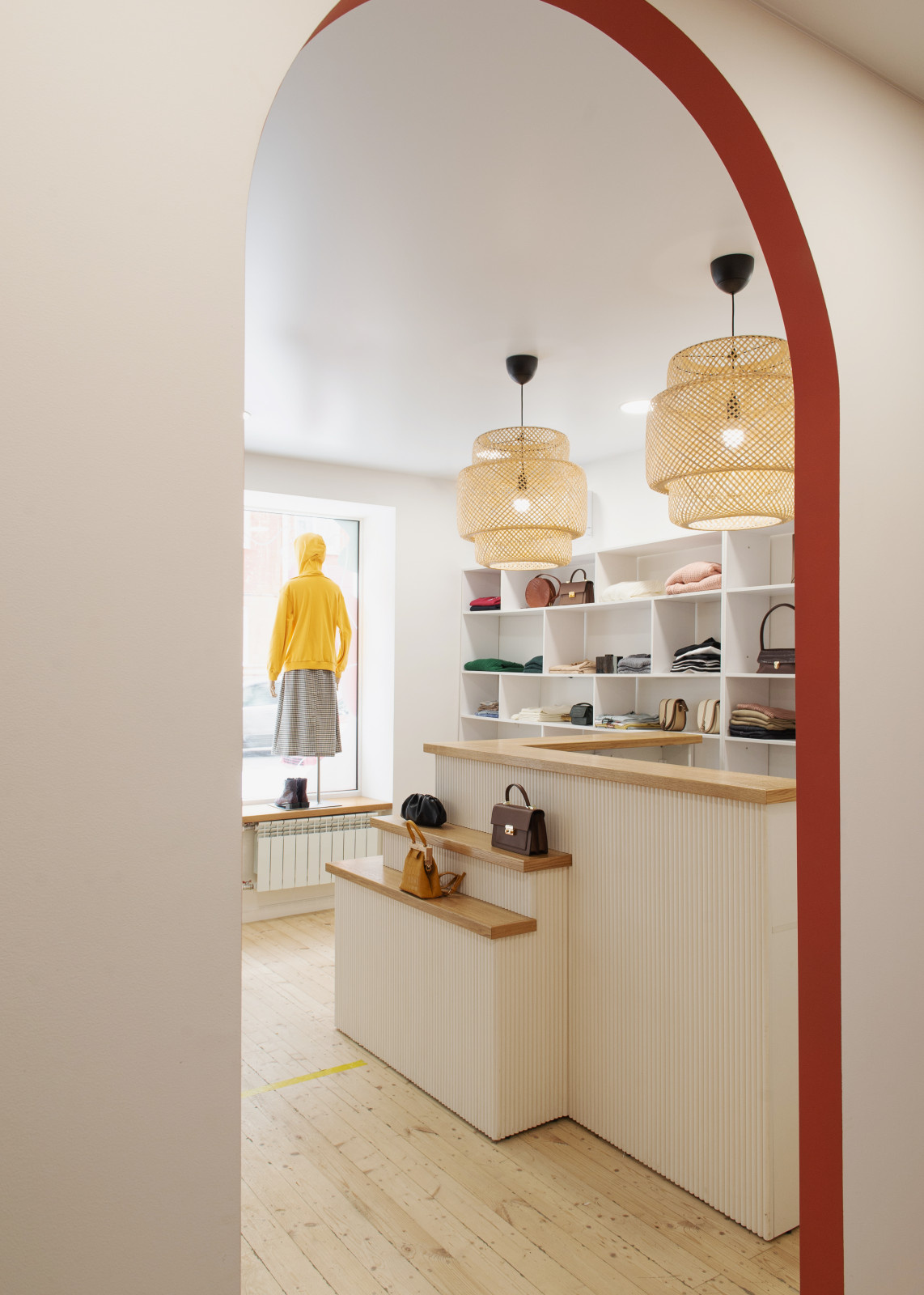 Магазин женской одежды "Hello Sister"