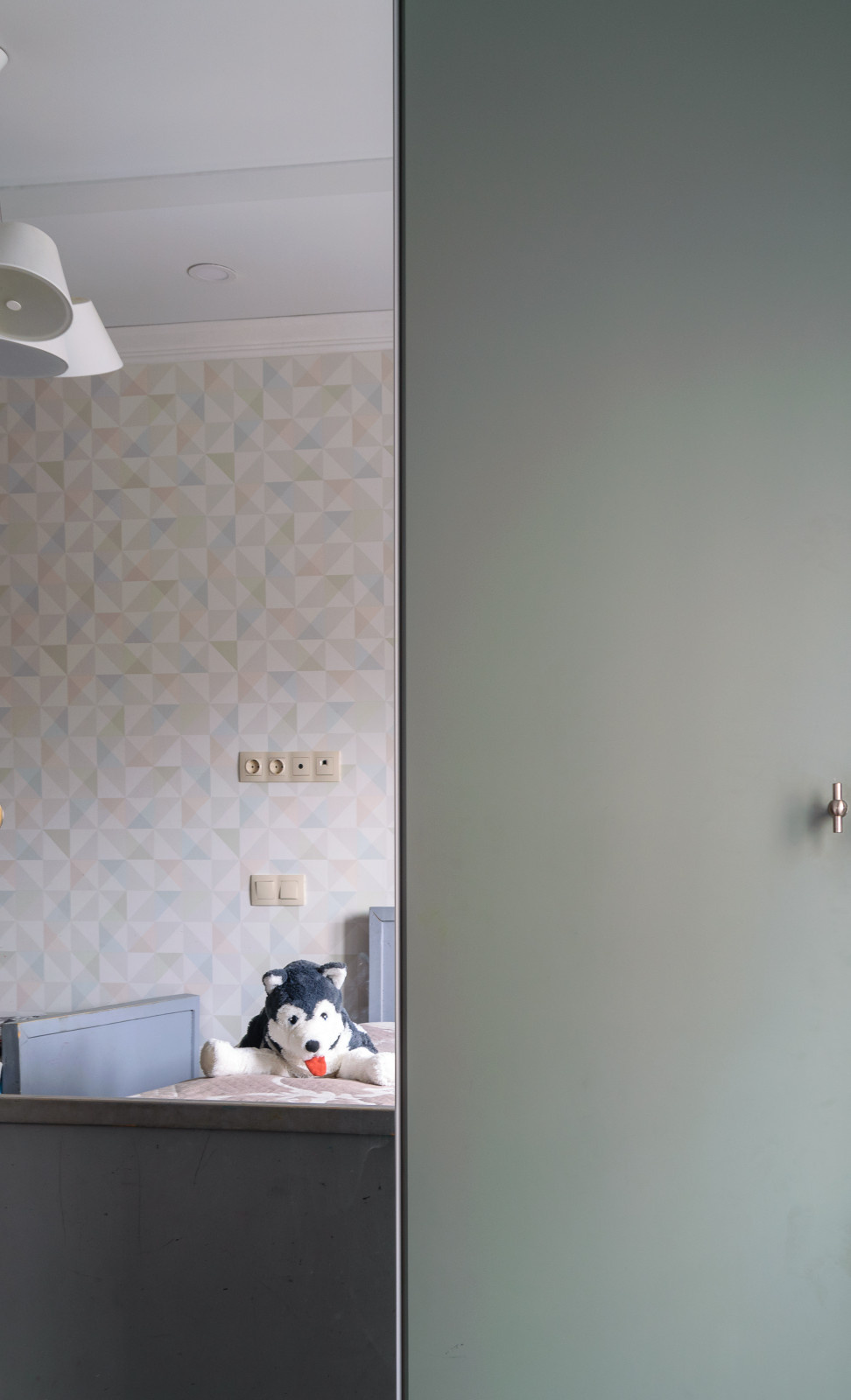 Светлая неоклассика в 3-х комнатной квартире для большой семьи с тремя детьми