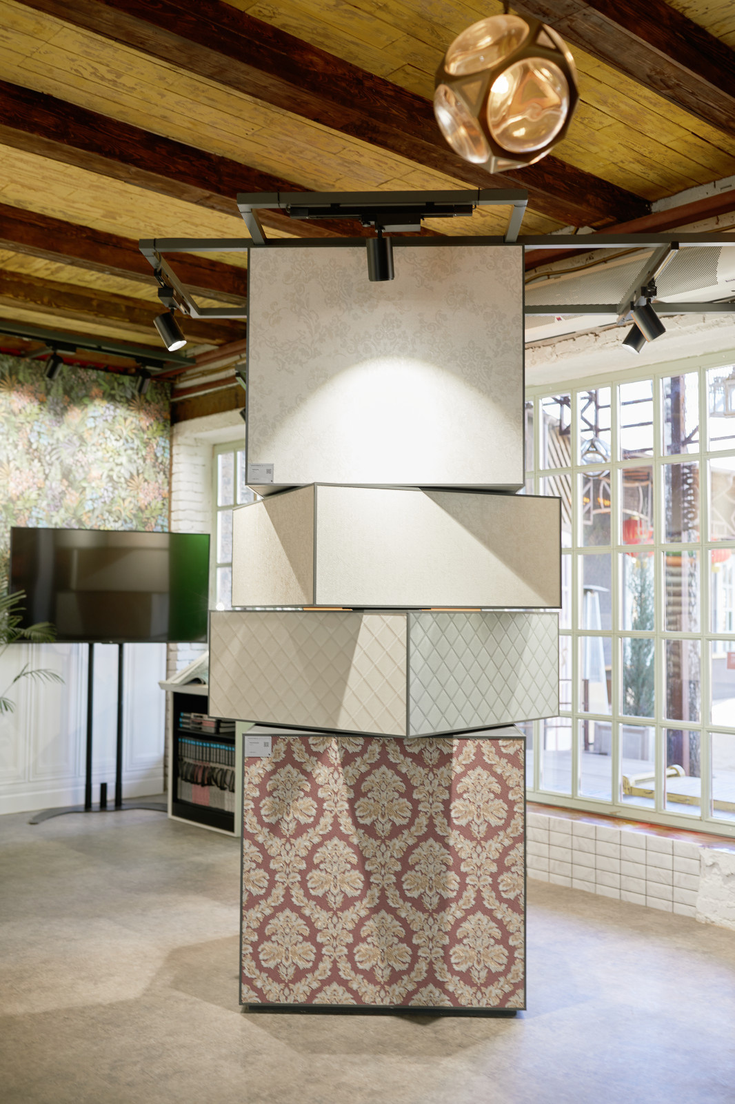 Обложка проекта: Шоурум Kerama Marazzi