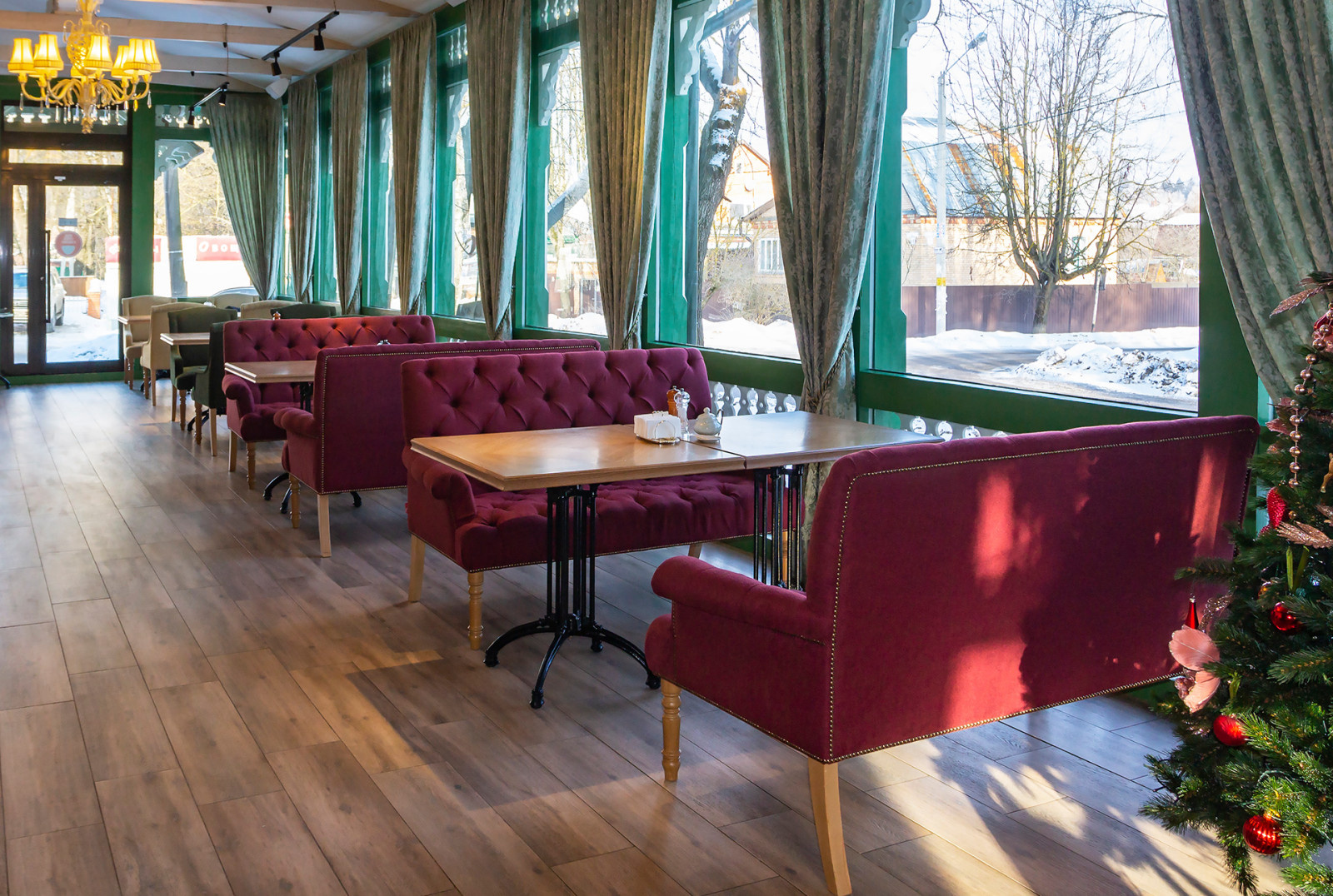 Ресторан "Жан-Иван"