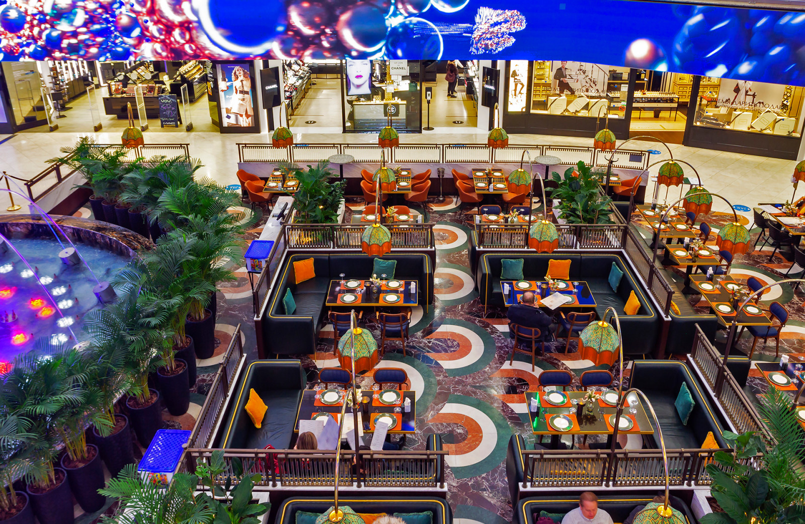 Площадь Киевского Вокзала, д. 2, ТРЦ Европейский, 1 этаж, Атриум Москва