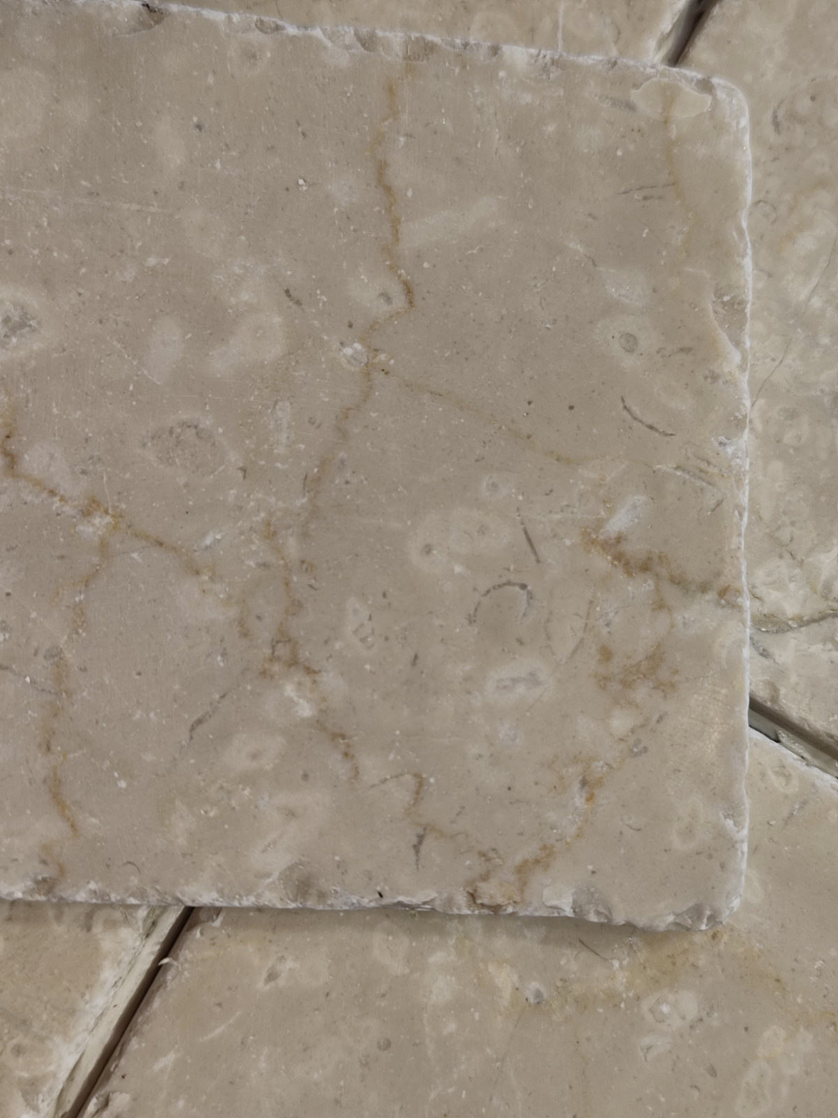 Столешница из плитки (натуральный мрамор)