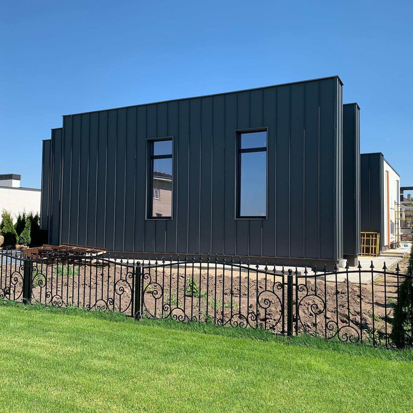 Дизайн фасадов в поселке Снегири