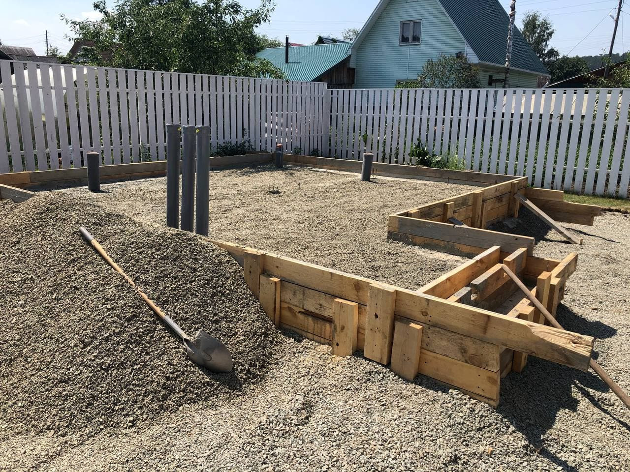 Баня 2-ух этажная 5*5,5 м.