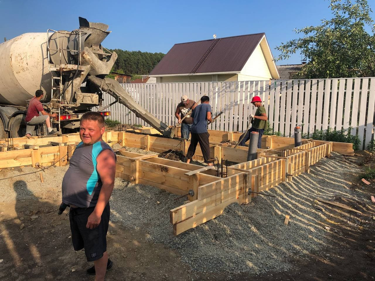 Баня 2-ух этажная 5*5,5 м.