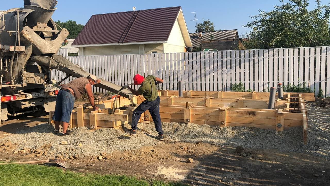 Баня 2-ух этажная 5*5,5 м.