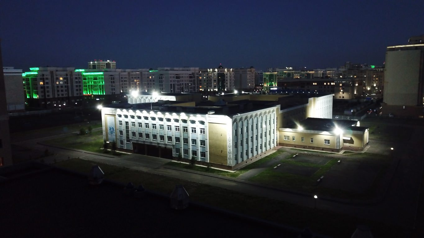 Outdoor lighting of the school