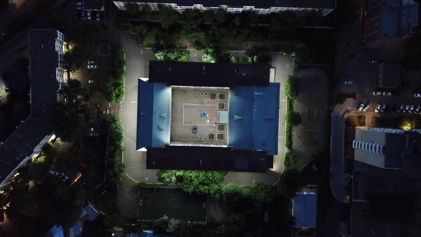 Outdoor lighting of the school