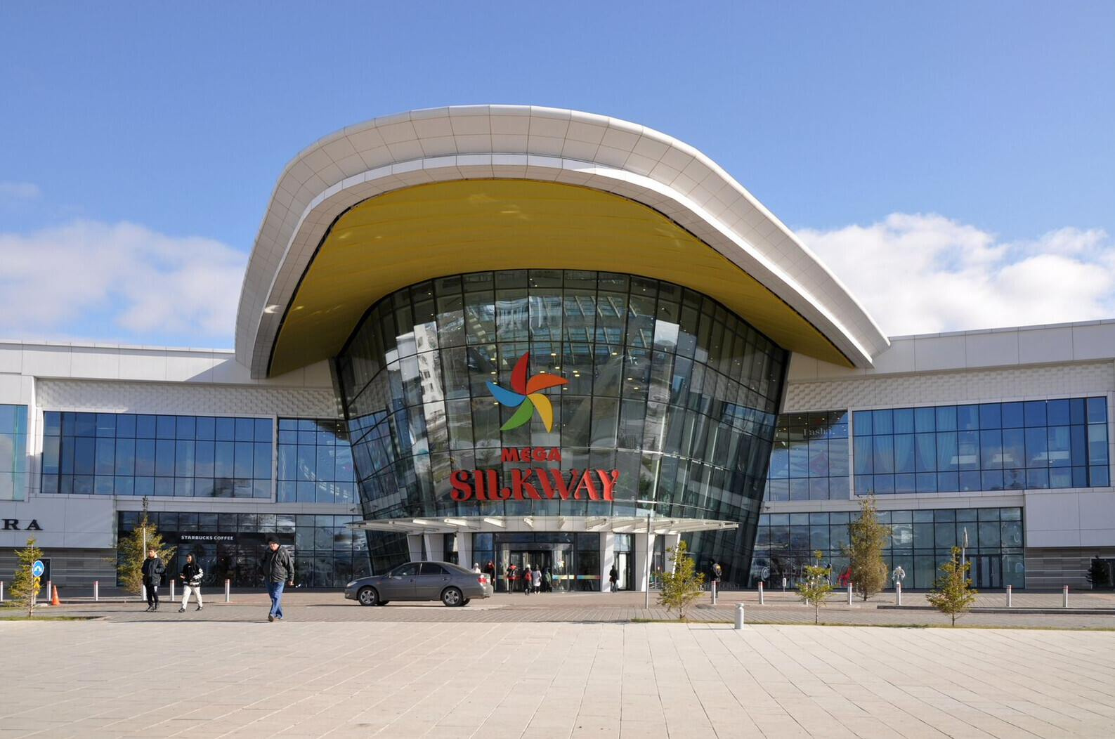 Lighting of shopping malls