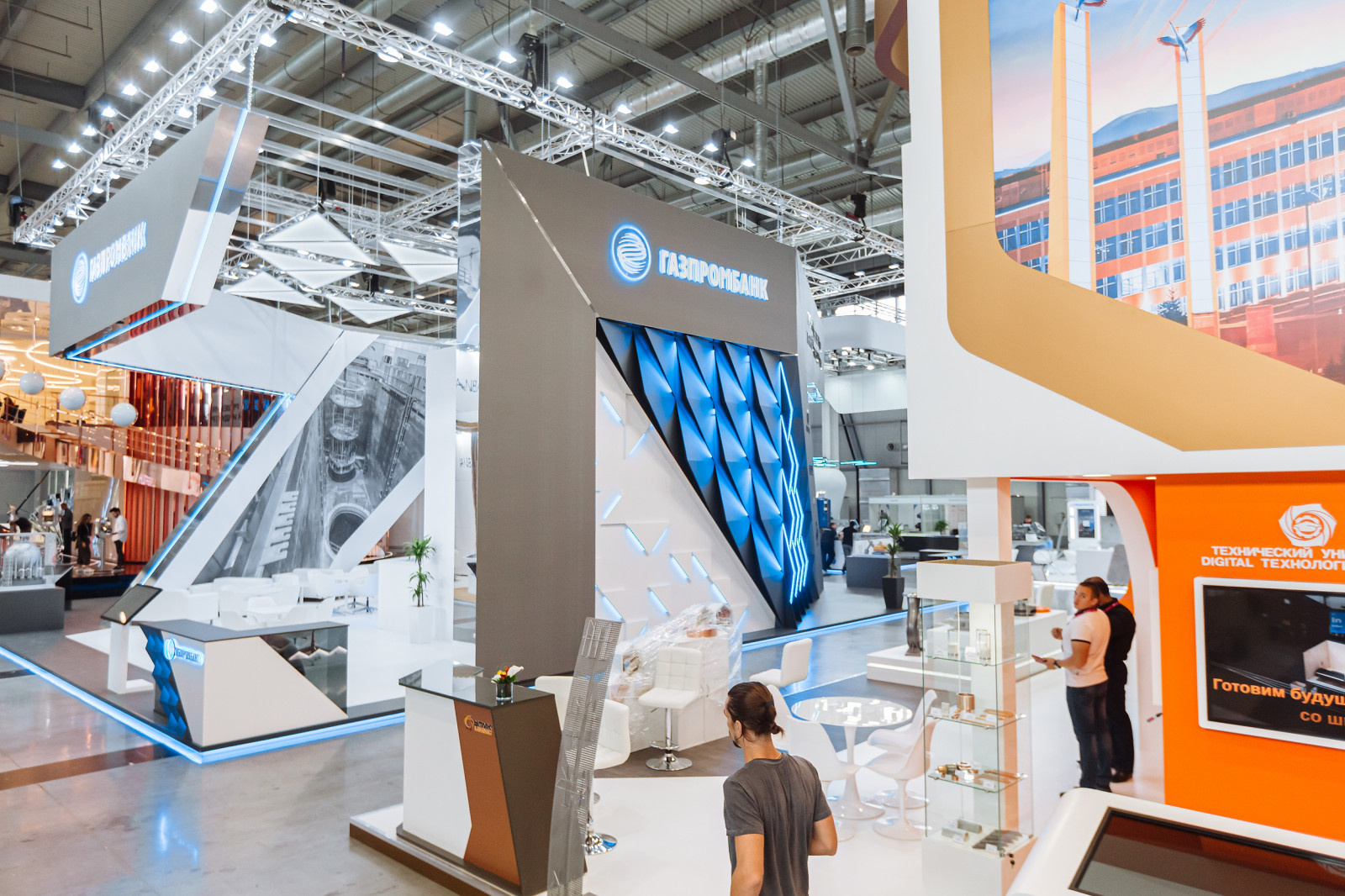 Съемка стенда ГАЗПРОМБАНК на выставке Иннопром